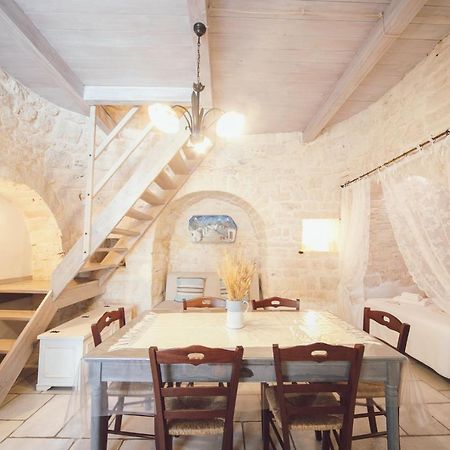 אלברובלו Trulli Antica Fonte Luxury Suite מראה חיצוני תמונה