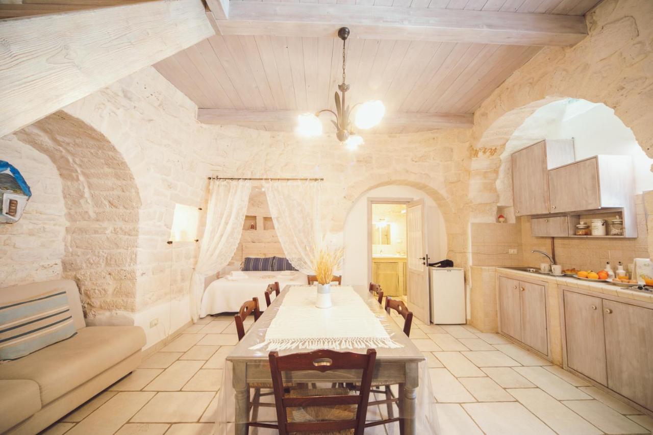 אלברובלו Trulli Antica Fonte Luxury Suite מראה חיצוני תמונה